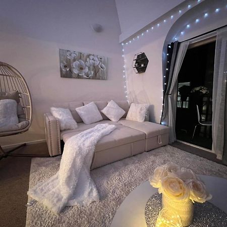 Cozy Downtown Condo Retreat With Space Needle View Seattle Exterior foto